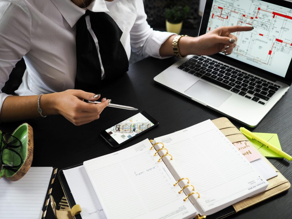 Scopri la guida per principianti alla gestione immobiliare in Italia. Offriamo consulenze personalizzate e corsi di formazione per diventare un property manager di successo.