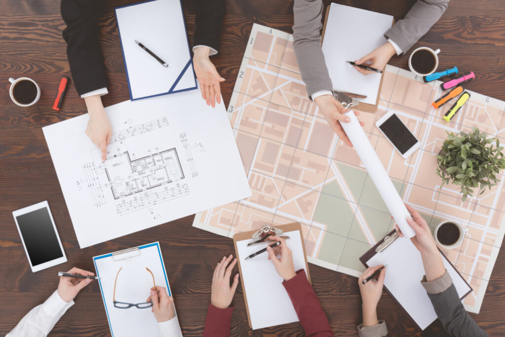 Scopri le migliori strategie di marketing per property management e come Solutions For PM può aiutarti con consulenze personalizzate e formazione continua.